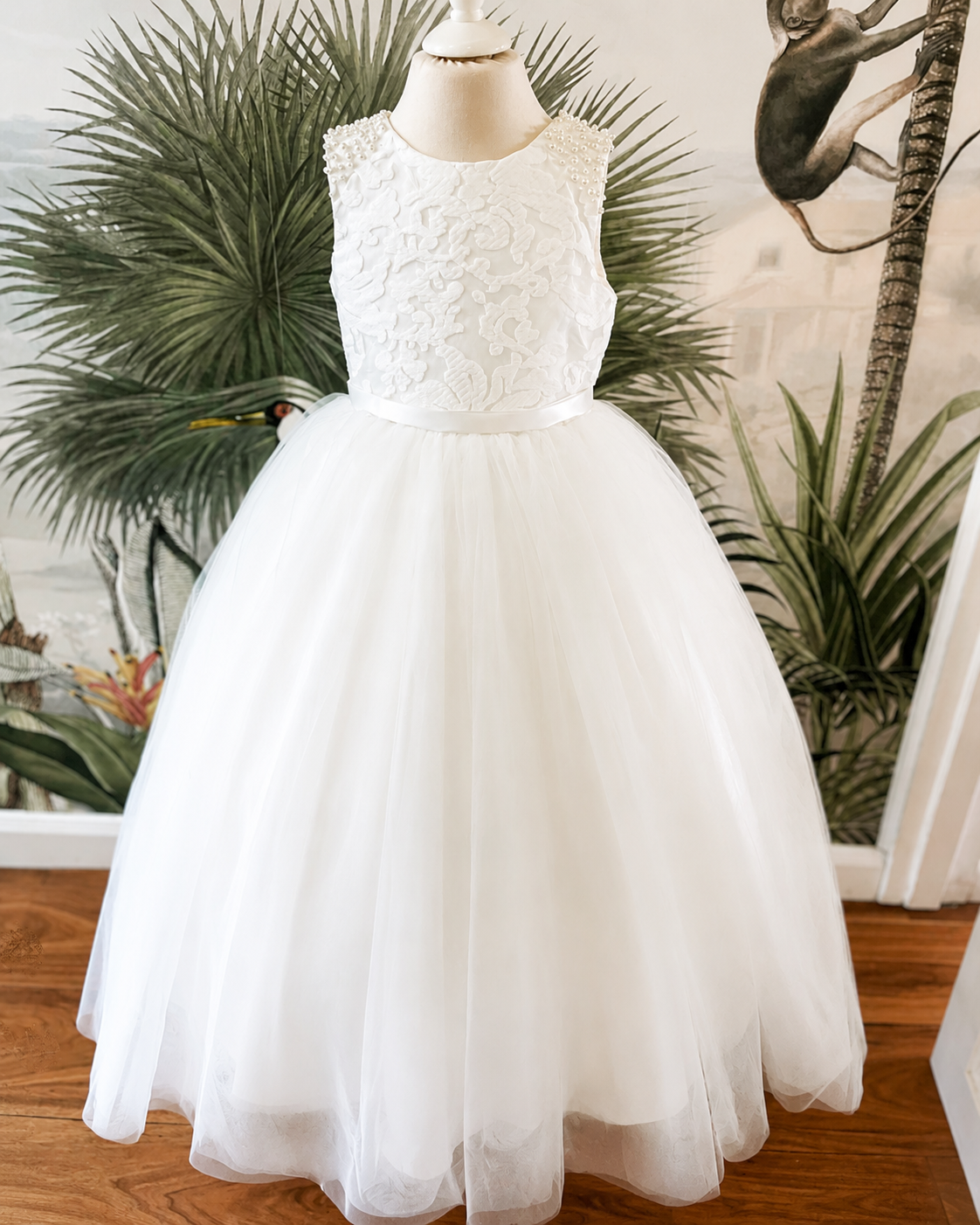Constance in ivory white - Flower Girl Dress