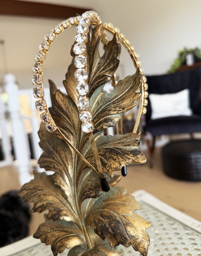 Fuchsia Royale (Ages 6-adult) with a pink satin drawstring bag.