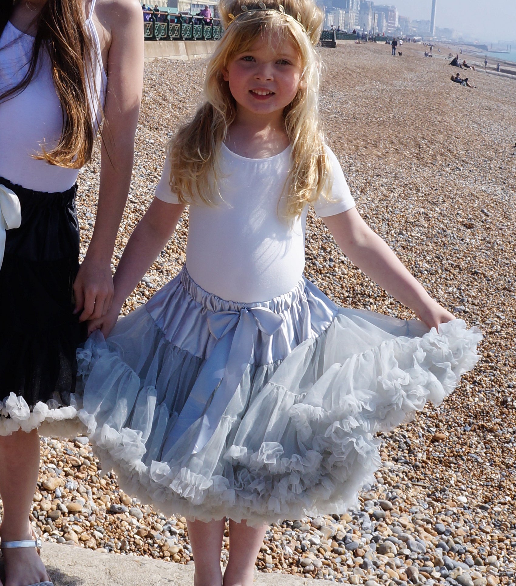 Amelie Pettiskirt in Silver Dove