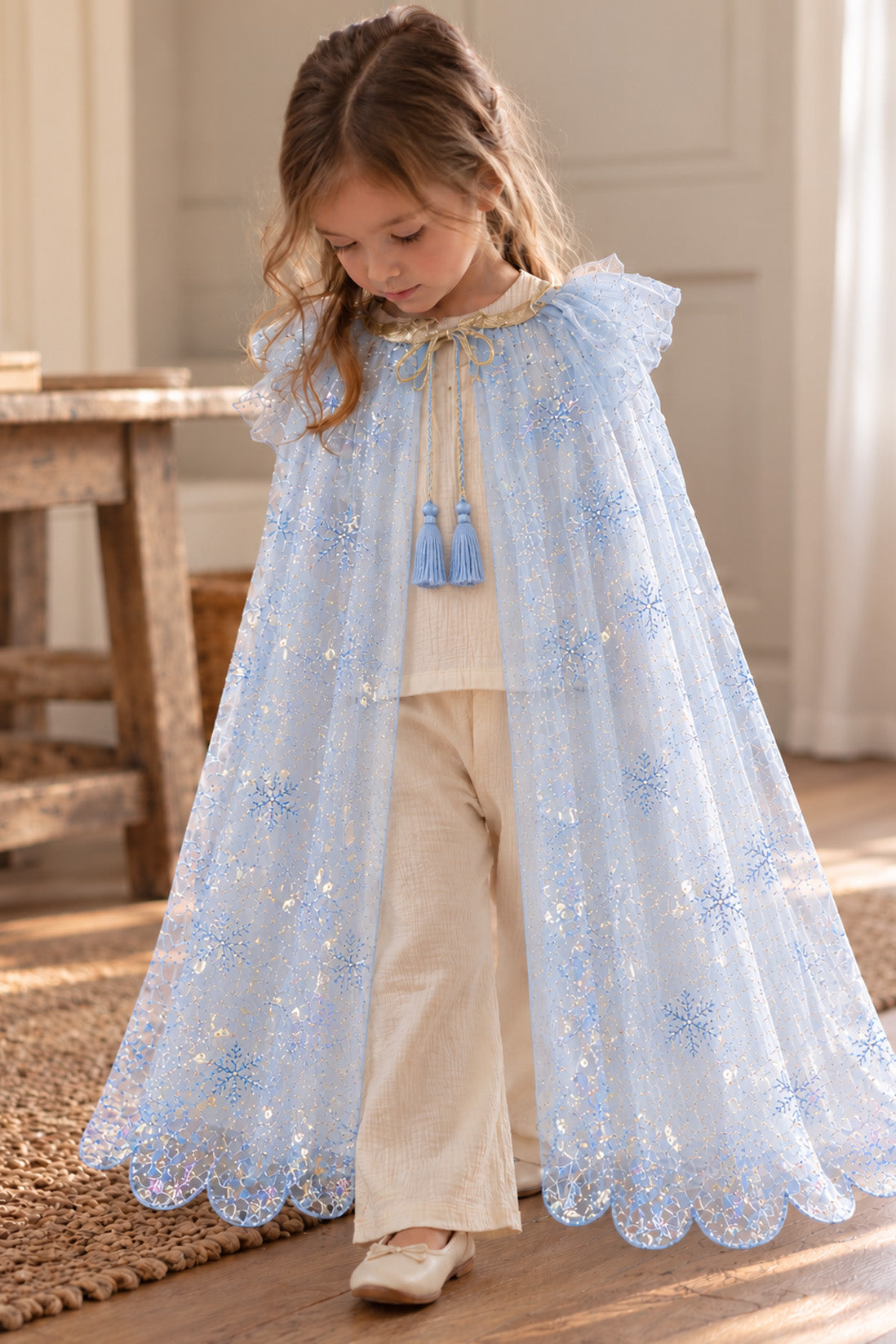 Snowflake Cape in Powder Blue ~ in a Pink Satin Drawstring Bag