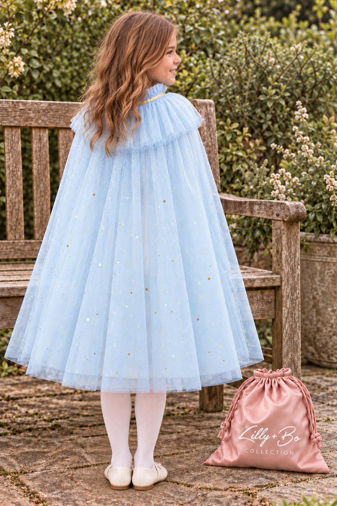 Frozen Cape ~ A Perfect Christmas Gift For Girls with a Pink Satin Drawstring Bag