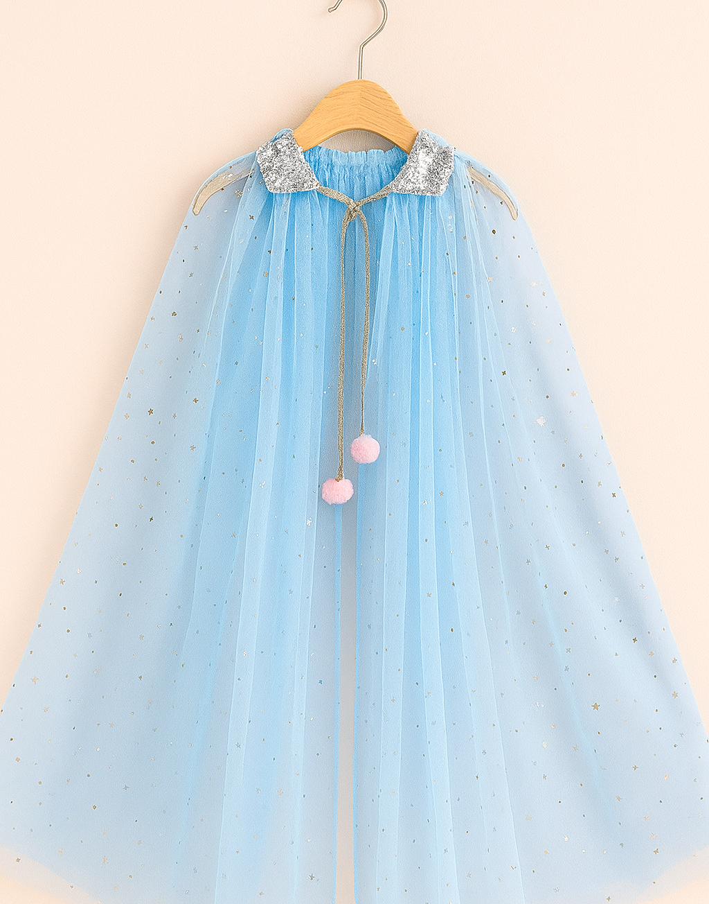 Frozen Cape ~ A Perfect Christmas Gift For Girls with a Pink Satin Drawstring Bag