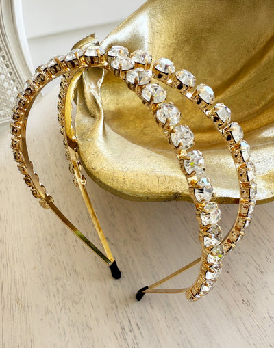 Fuchsia Royale (Ages 6-adult) with a pink satin drawstring bag.