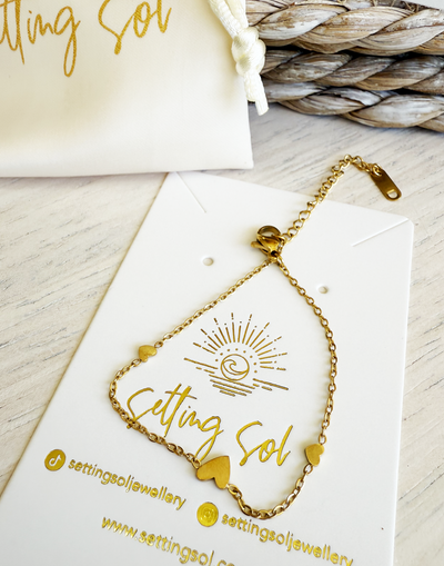Lola - Flower Girl 18k Gold Plated PVD Bracelet