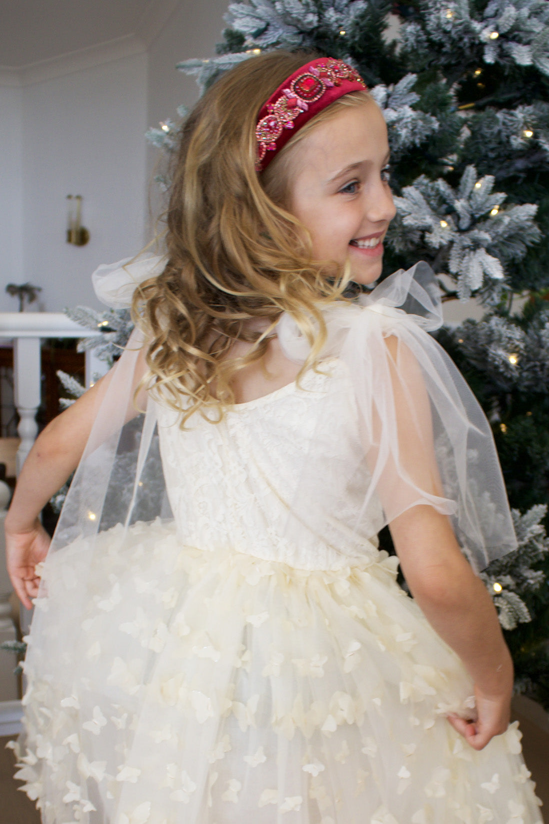 Magenta Queen (Ages 6-Adult) with a pink satin drawstring bag.