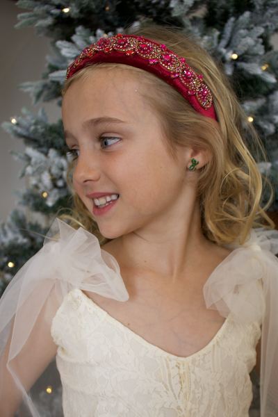 Magenta Queen (Ages 6-Adult) with a pink satin drawstring bag.