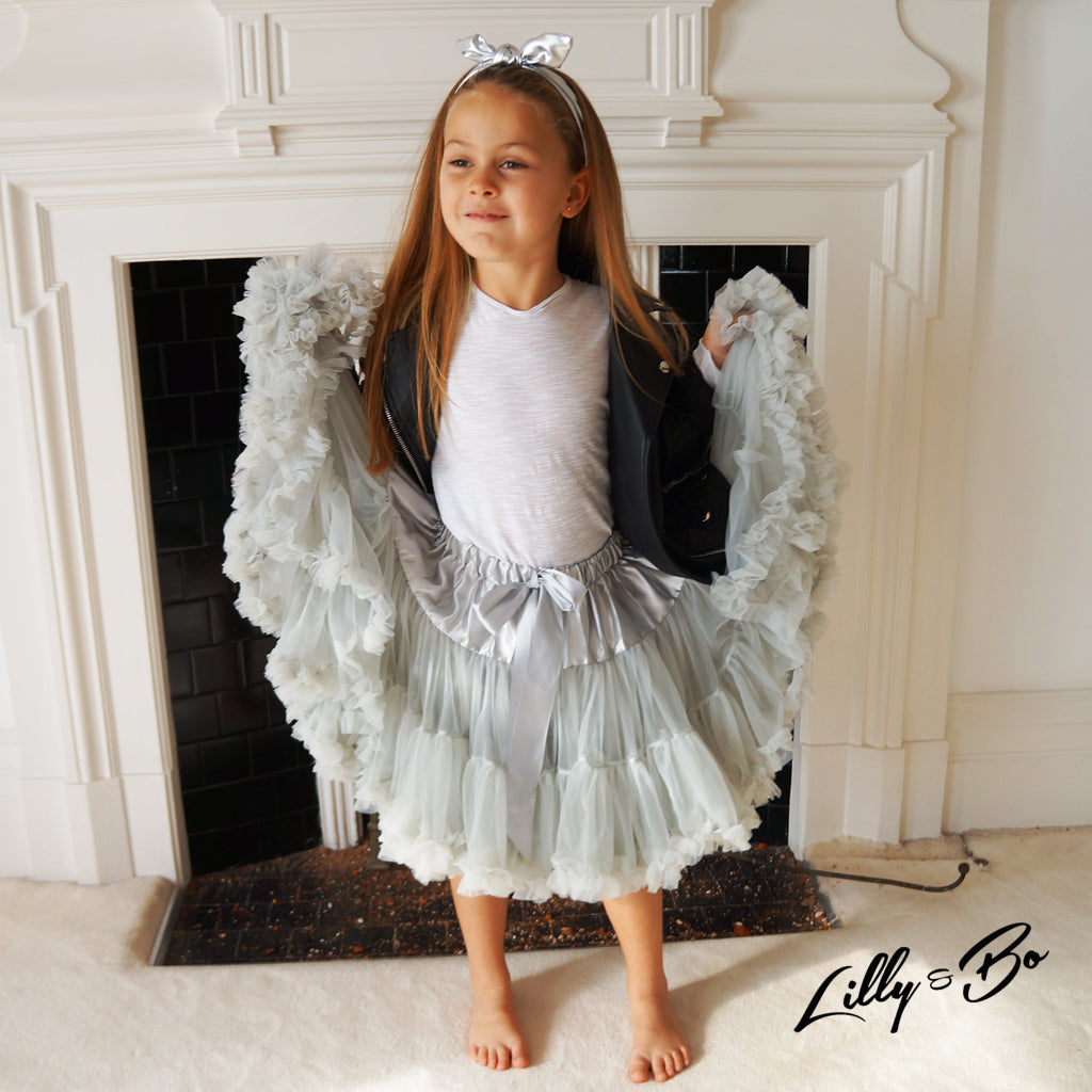 Amelie Pettiskirt in Silver Dove